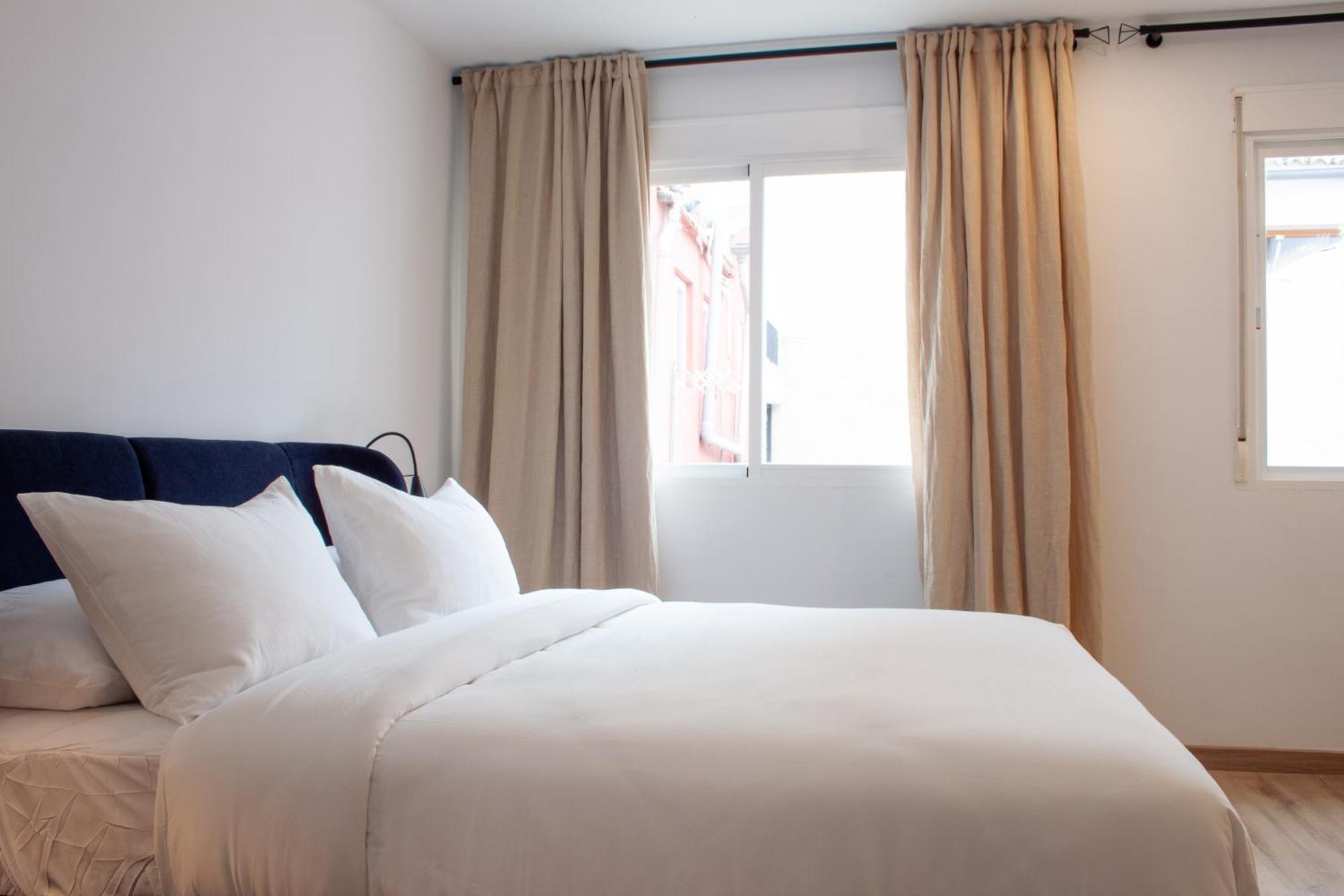 Luxury New 10 Min Walk To The * Valencia