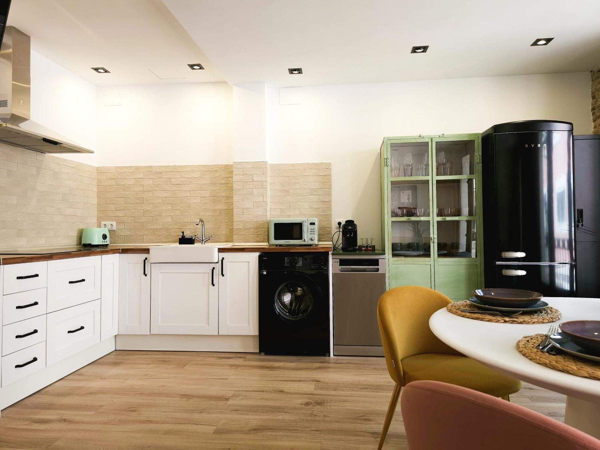 Apartamento Luxury New 10 Min Walk To The *